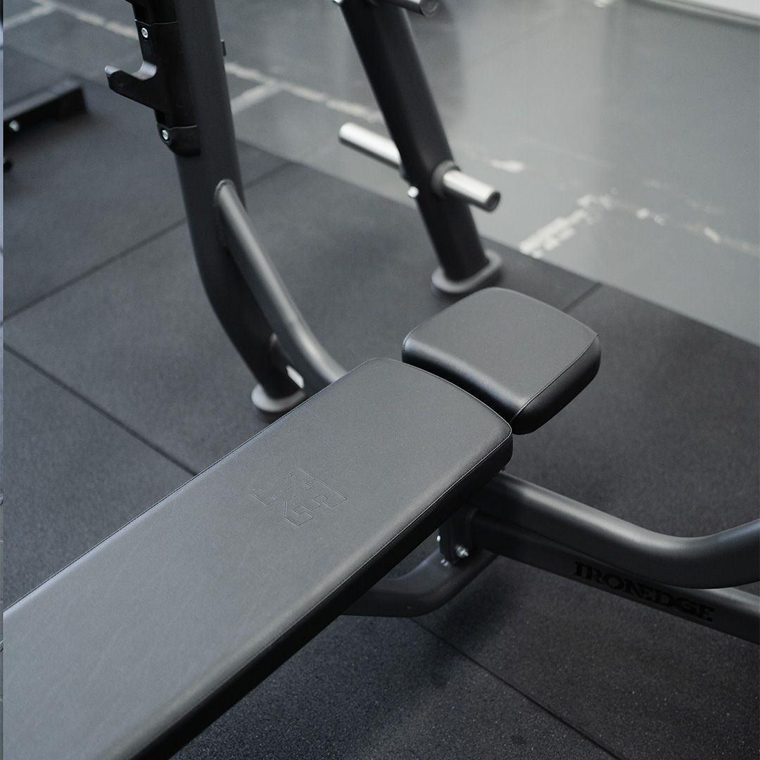 Flat Bench Press