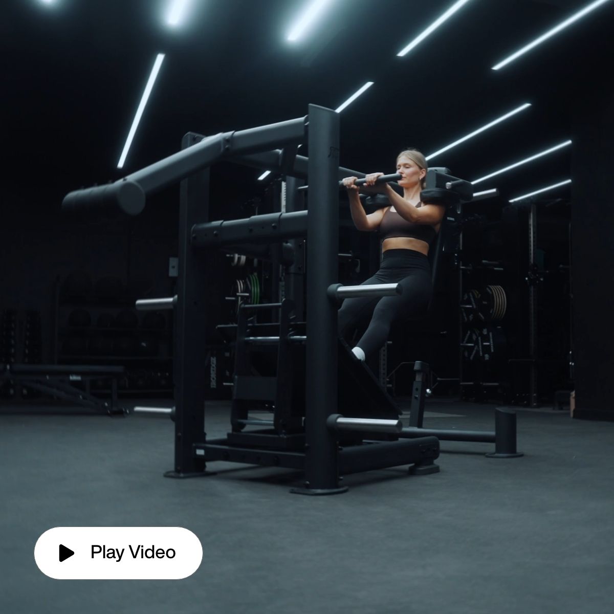 Pendulum Squat - Onyx™ Series