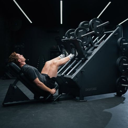 Unilateral Linear Leg Press - Onyx™ Series