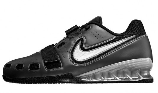 Nike-Romaleos-2-black-master-01